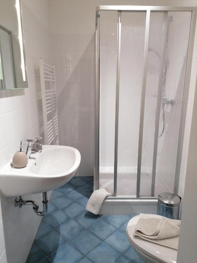 Strandhotel Lindequist Sellin Sellin  ภายนอก รูปภาพ