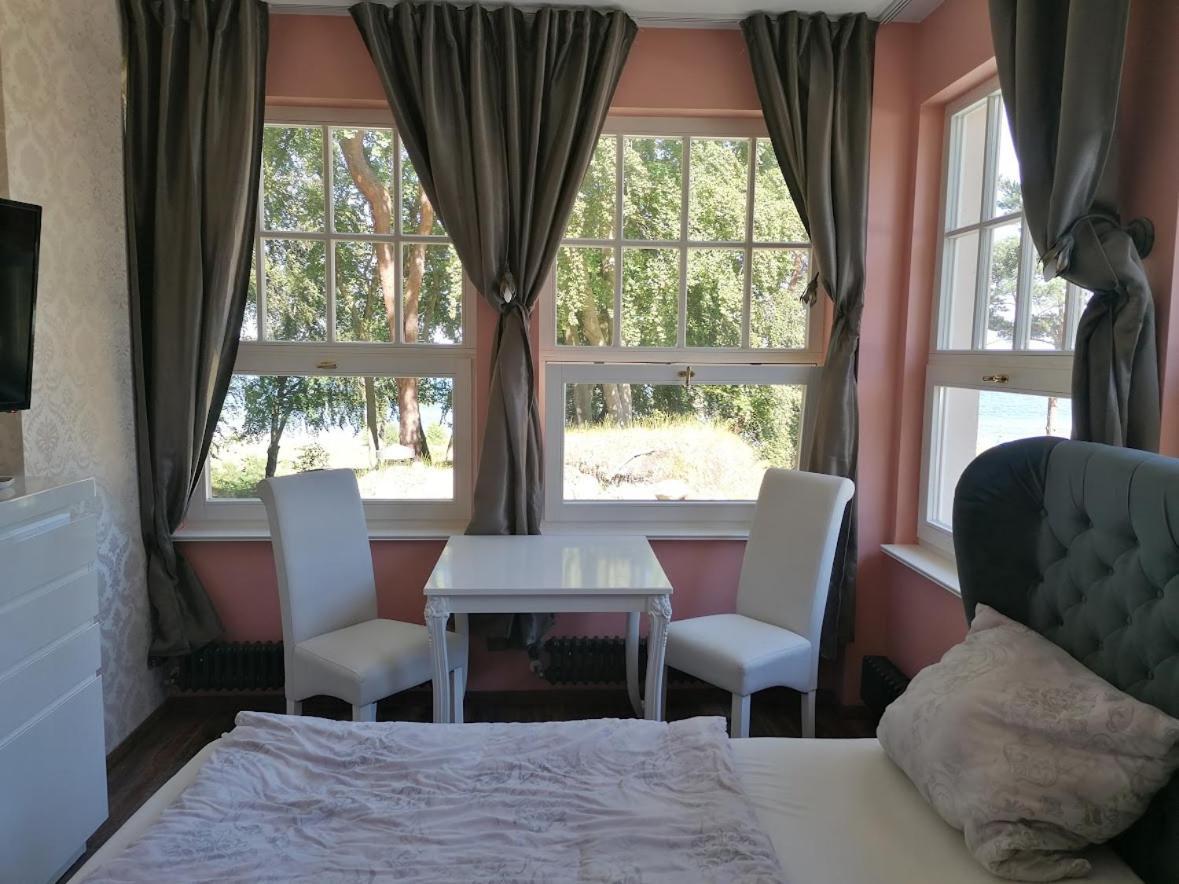 Strandhotel Lindequist Sellin Sellin  ภายนอก รูปภาพ